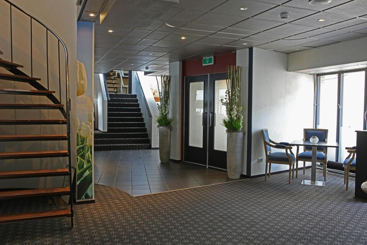 Hotel De Lis Lisse Exteriör bild