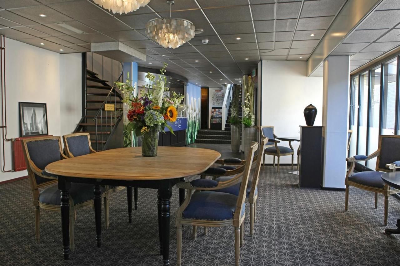 Hotel De Lis Lisse Exteriör bild