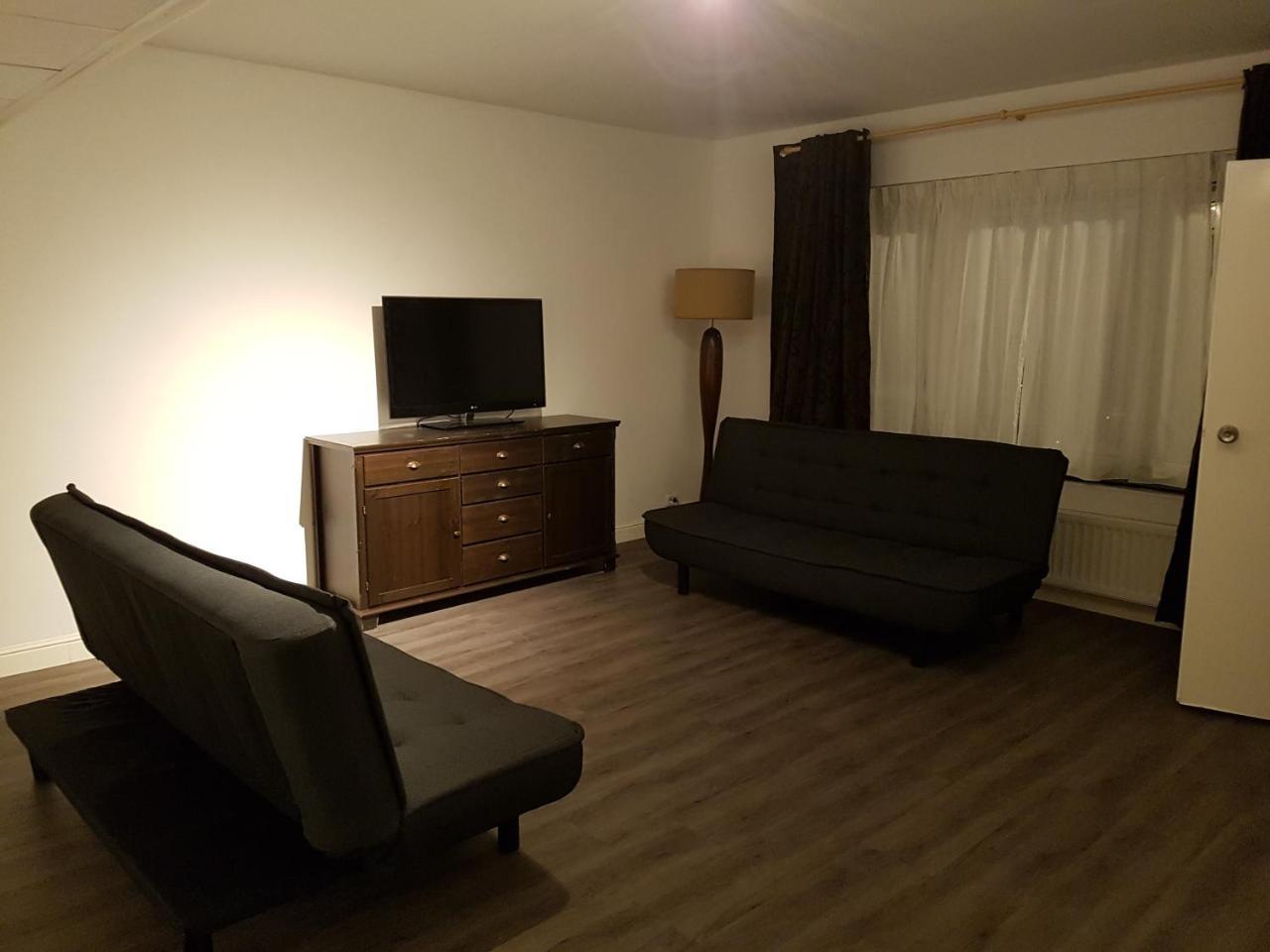 Hotel De Lis Lisse Exteriör bild