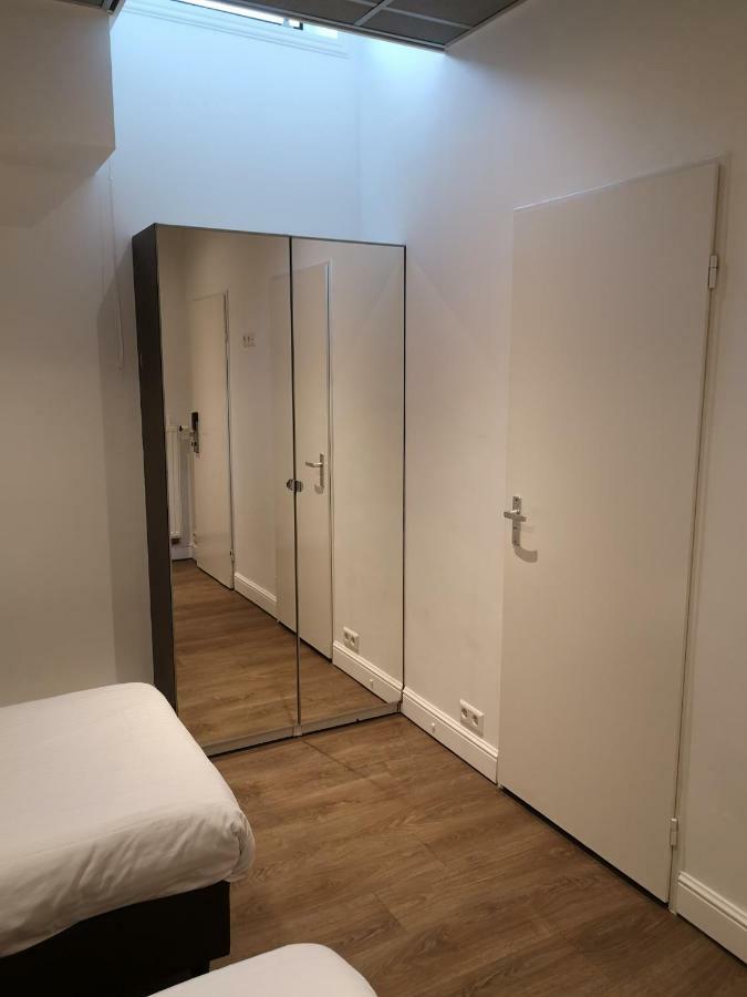 Hotel De Lis Lisse Exteriör bild